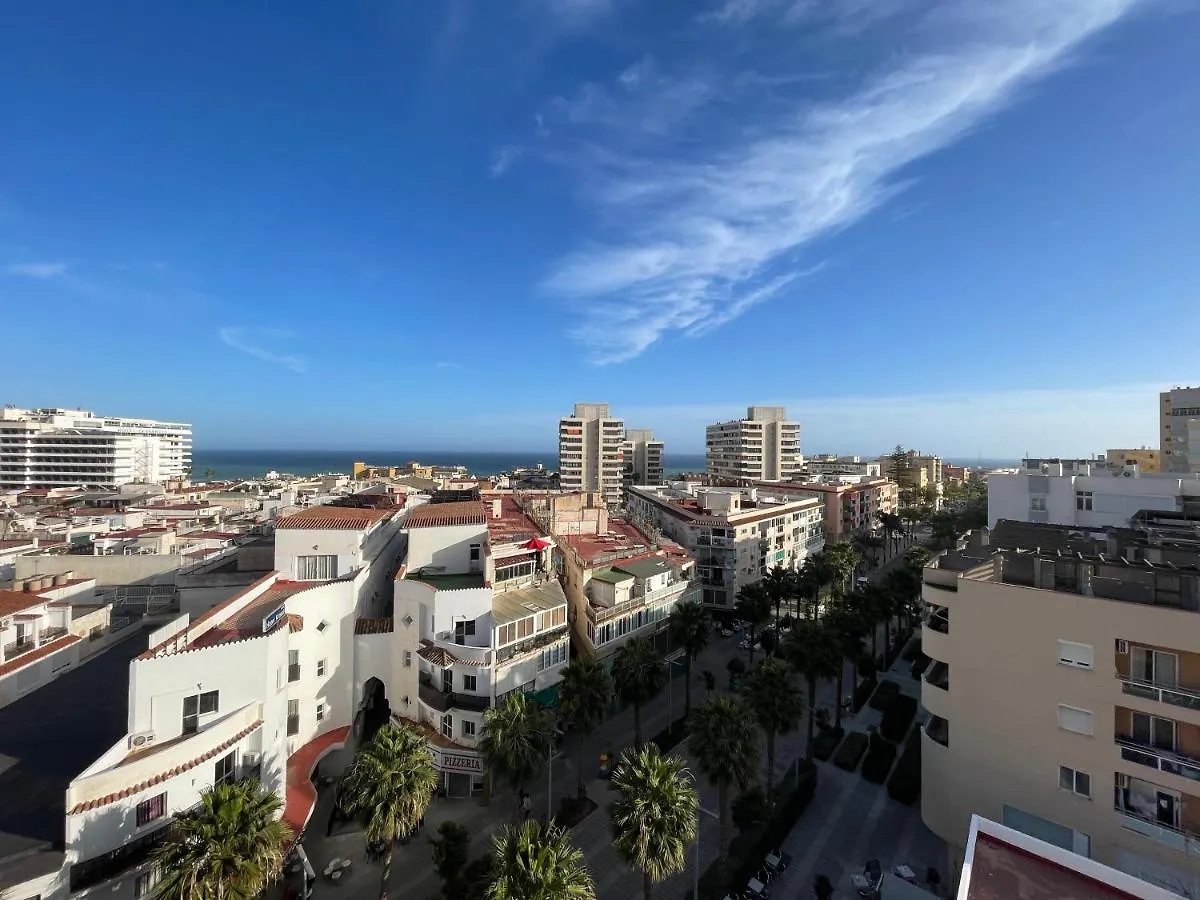 Zelun Suite Torremolinos Center 0*,